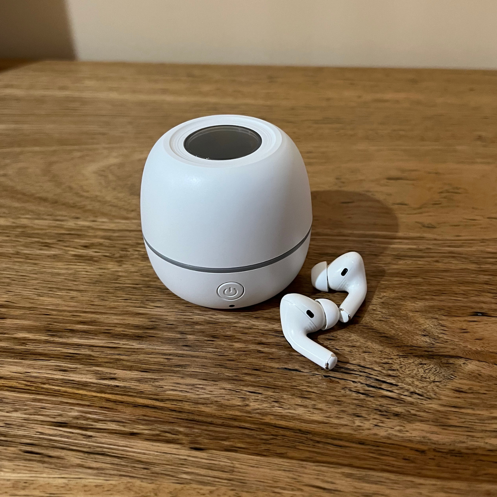 Happy Nose UV Sterilising Case